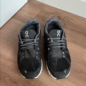 On Men's Black and White Athletic Shoes